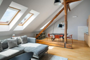 Hunger Wall Residence, Prague